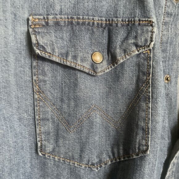 Women’s Denim Wrangler Pearl Snap Front Peace Hope Love Long Sleeve Shirt XL - Picture 7 of 15